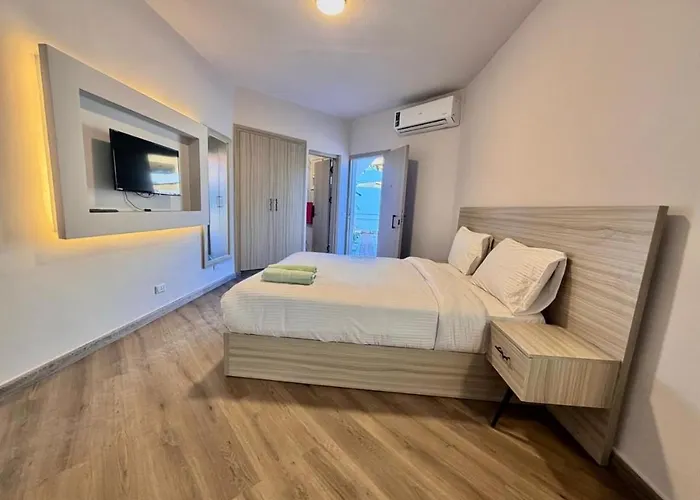 Luxury Flat Apartmanhotel Gurdaka